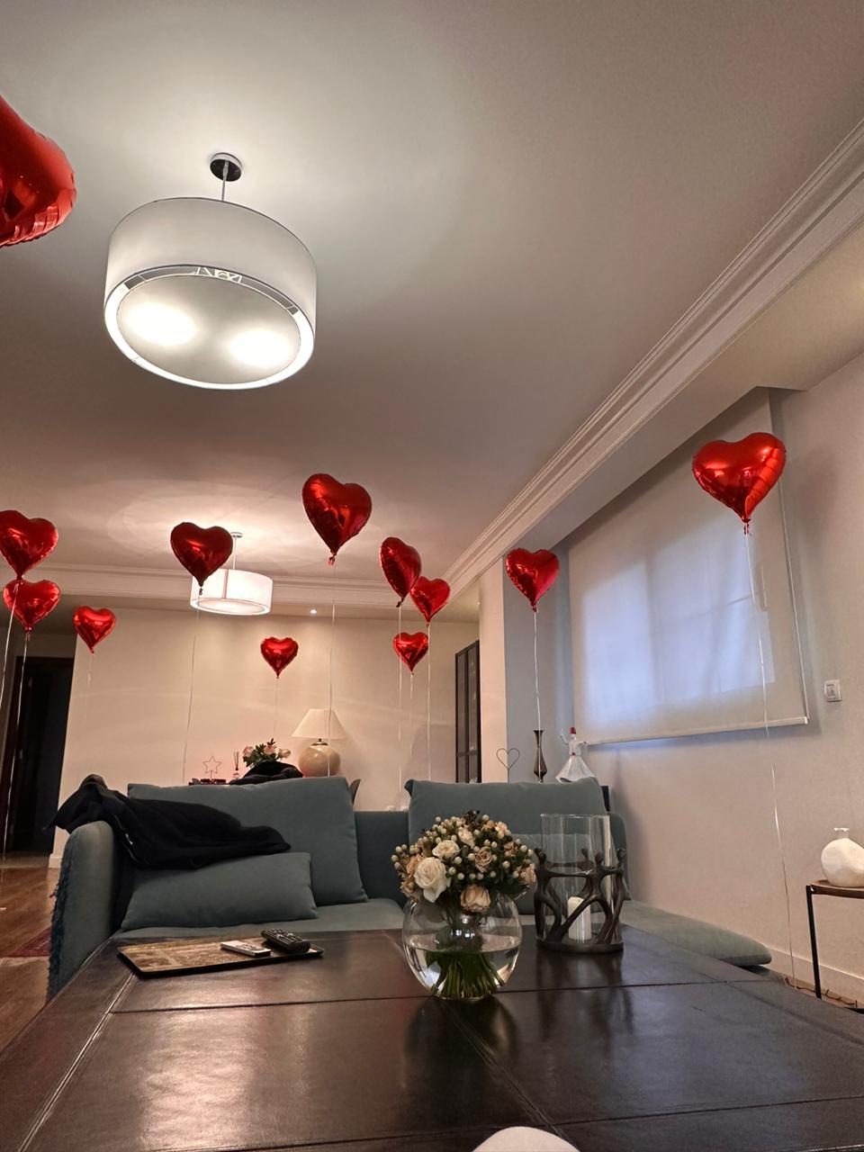 15 Red Hearts ( Each One Alone)